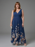 Larissa | Floral V-Neck Maxi Dress