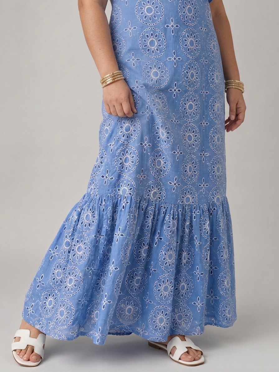 Lindsay | Lace V-Neck Maxi Dress