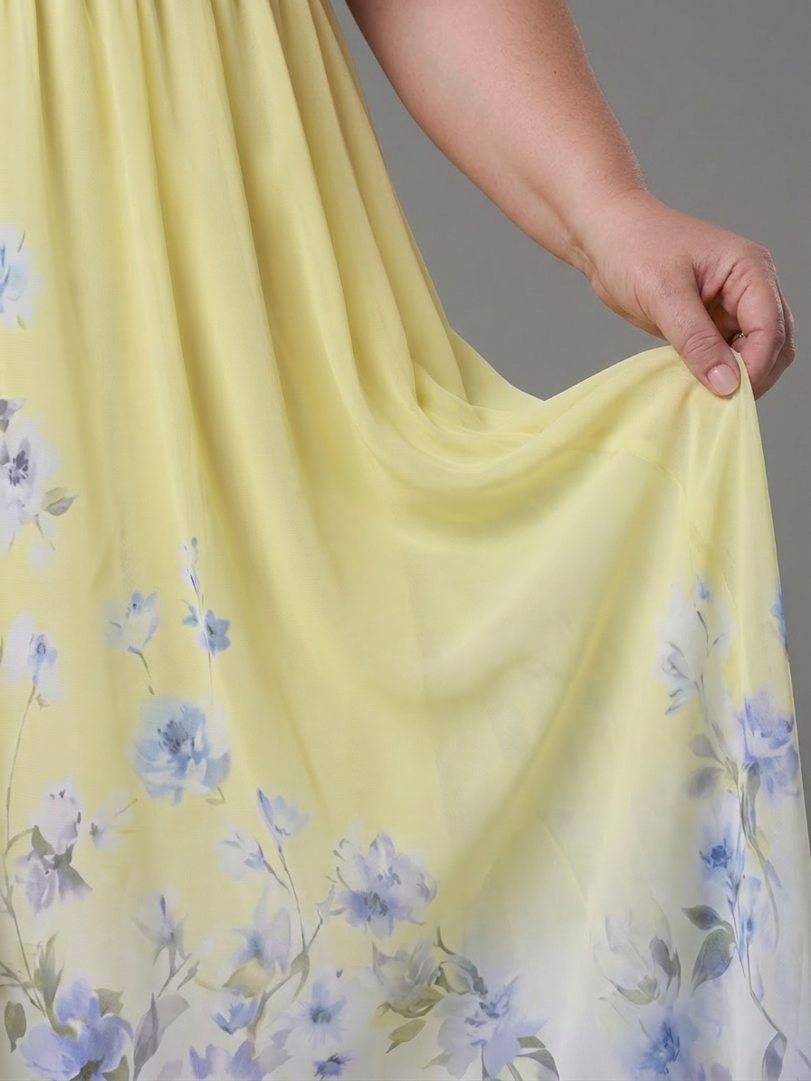 Larissa | Floral V-Neck Maxi Dress
