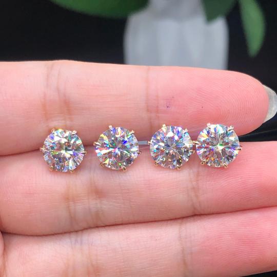 Noelle | Solitaire Stud Cubic Zirconia Earrings for Women