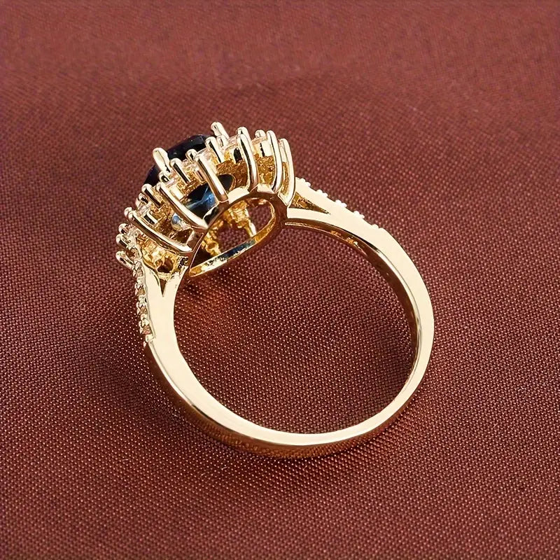 Carrie | Halo Cubic Zirconia Ring for Women