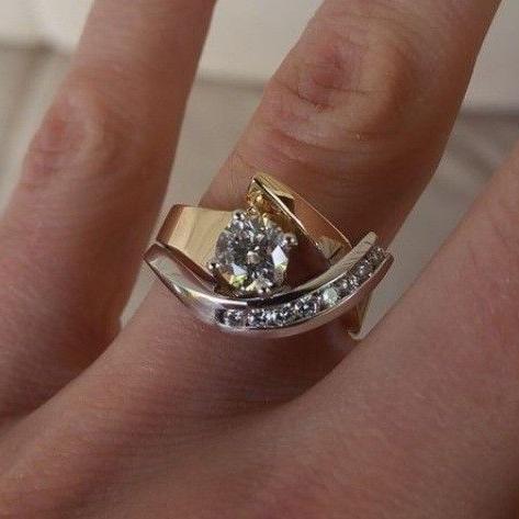 June | Solitaire Cubic Zirconia Ring for Women