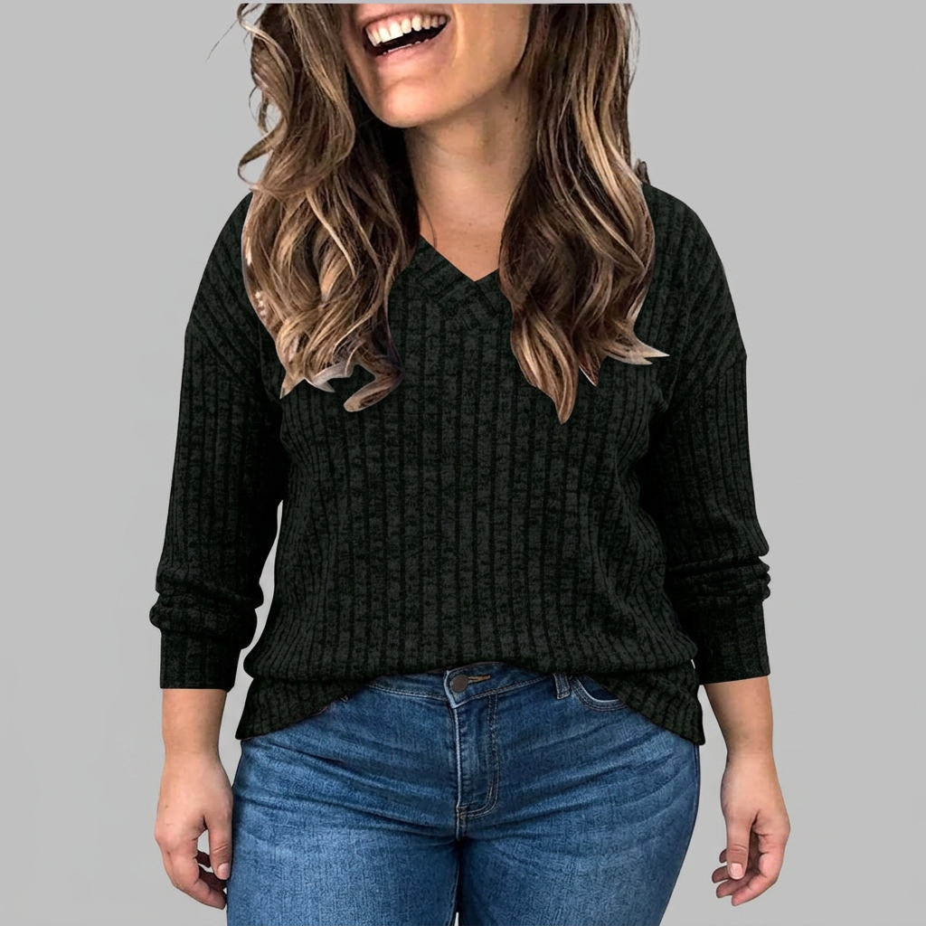 Nova Crochet V-Neck Top – view 6