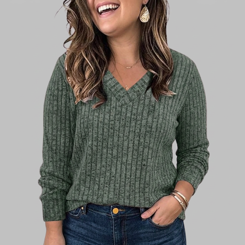 Nova Crochet V-Neck Top – view 7